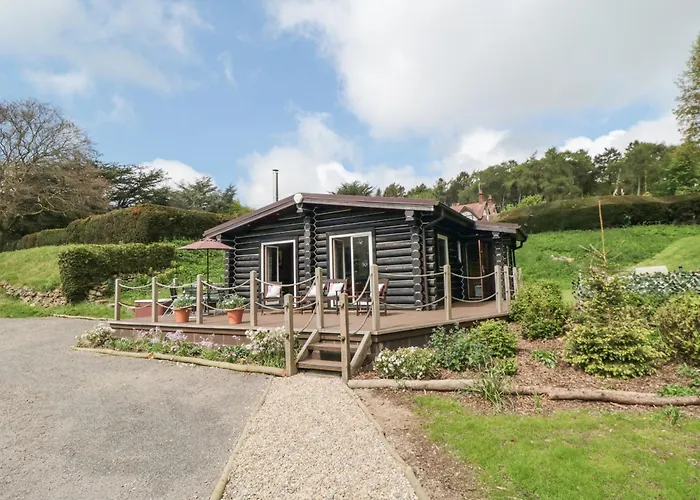 The Log Cabin At Irton Manor