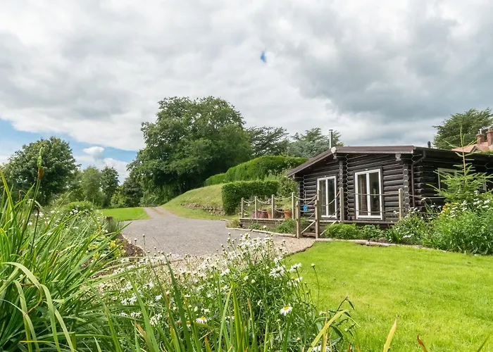 The Log Cabin At Irton Manor